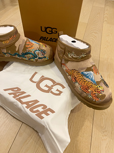UGG x PALACE 2024 Classic Ultra Mini Boot UNISEX (1 foto / 4)