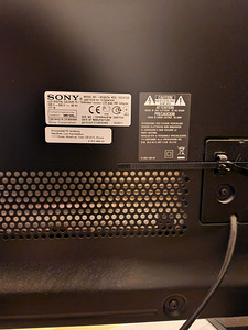 Телевизор sony 55", 3D поддерживает (2 фото из 2)