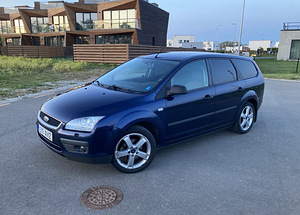Ford Focus Turnier 1.6 74kw (2 foto / 7)