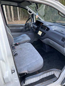 Mitsubishi L400 Space Gear 2.5TD (8 фото из 14)