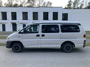 Mitsubishi L400 Space Gear 2.5TD (3 фото из 14)
