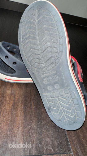 Crocs детские сандалии (фото #3)