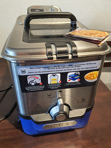 Fritüür Tefal Oleoclean Pro 2300 W (3 foto / 9)