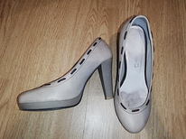 Женские туфли на каблуке, размер 38