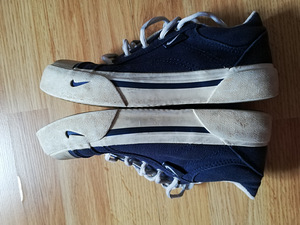 Laste Nike vabaaja jalatsid 35.5 (5 foto / 7)