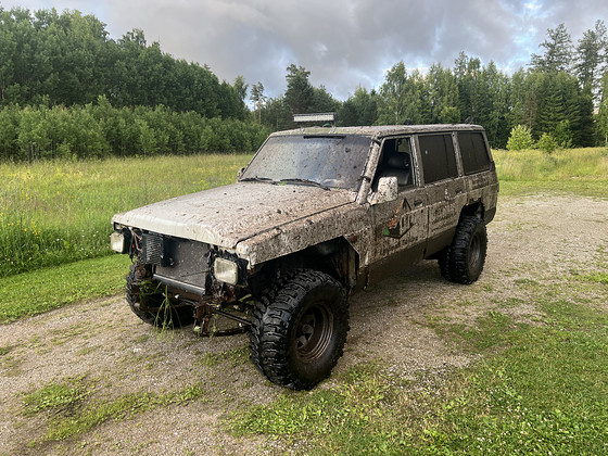 Nissan Patrol 260