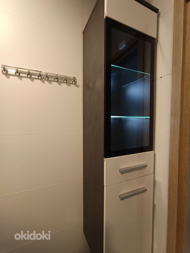 Настенный шкаф для ванной комнаты (фото #1)