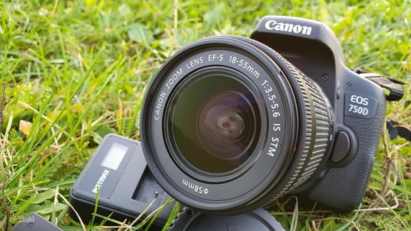 Canon EOS 750D + EFS 18-55 mm lens (foto #4)