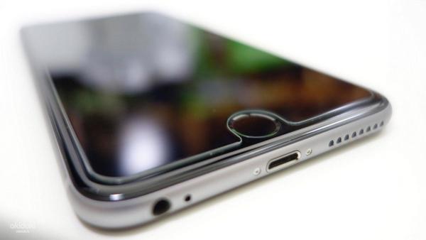 Aizsargstikli iPhone viedtālruņiem ar UV līmi (foto #4)