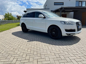 Audi Q7 3.0L V6 Quattro (3 foto / 12)