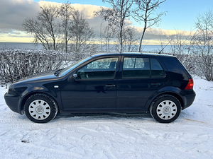 VOLKSWAGEN GOLF 4 (1 foto / 9)