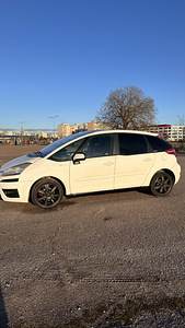 Citroen C4 Picasso 1.6 9HZ 80kW (5 foto / 13)