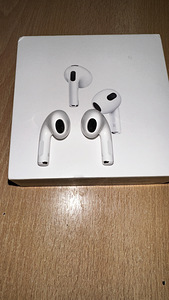 Air pods 3 (2 фото из 3)