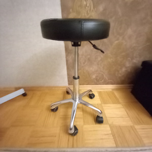 Salongi mööbli müük (3 foto / 7)