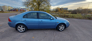 Ford Mondeo (9 foto / 14)