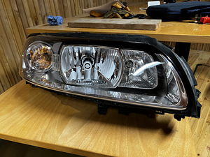 Volvo xenon esituli (2 foto / 2)