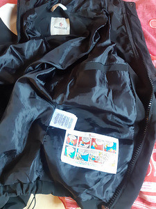 Meeste tuulekas MONCLER suurus M (4 foto / 4)