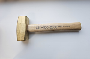 Бронзовый молоток 2000 г (1 фото из 1)