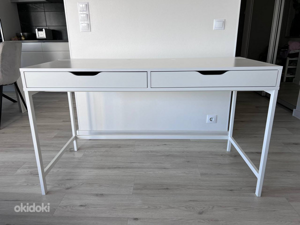 IKEA письменный стол ALEX, 132x58 см, белый. 804.834.38 (фото #1)