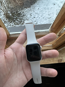 Müüa apple watch seeria 8 heas seisukorras. (1 foto / 1)