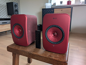 KEF LSX High End стриминговые колонки (1 фото из 4)