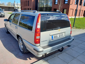 Volvo v70 (5 фото из 13)