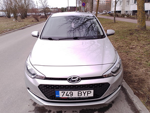 Hyundai i20 (3 foto / 8)