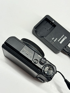 Canon PowerShot G7X Mark II kaamera (3 foto / 5)