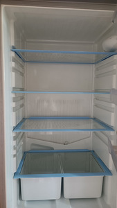 Холодильник Indesit, Mustamae (2 фото из 3)
