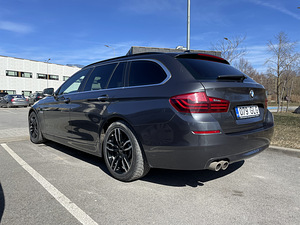 BMW 520d LCI Touring 2015 (12 foto / 15)