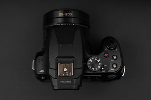 LUMIX DC-FC82 - 20-1200mm f2.8-5.9 (5 foto / 6)