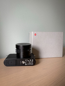 Leica Q Hübriidkaamera (3 foto / 4)