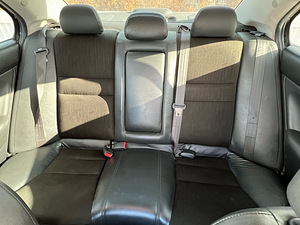 Honda Accord 2.0 114kW (7 foto / 15)