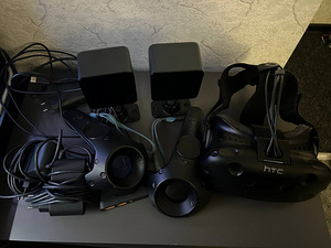 HTC Vive VR komplekt (1 foto / 2)