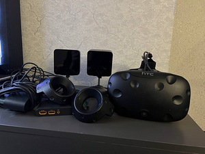 HTC Vive VR komplekt (2 foto / 2)