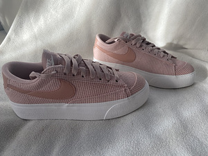 Nike vaba aja jalats. Suurus 38 (2 foto / 2)