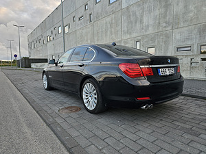BMW 730 F01 180KW (2 foto / 15)