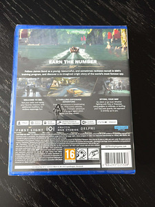 007 First Light PS5, новый (2 фото из 2)