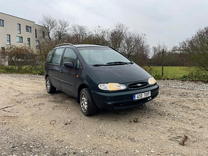 Ford Galaxy 1.9 TDI (2 foto / 4)