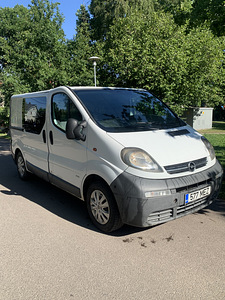 Opel Vivaro 2004 (2 foto / 8)