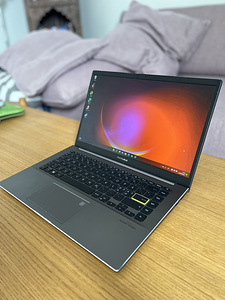 Asus Vivobook (1 фото из 7)
