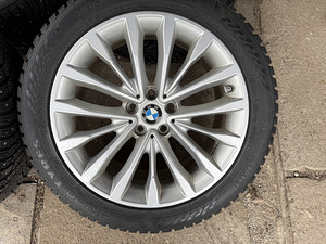 Оригинальные литые диски BMW 5x112 18 дюймов с шипованными ш (2 фото из 9)