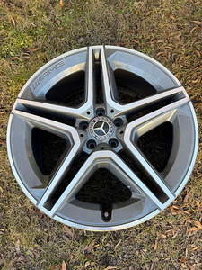 AMG (4 фото из 4)