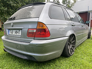 BMW 330d 150kw (3 foto / 6)