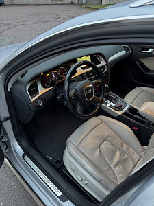 Audi A4 Allroad 3.0 176kW (10 foto / 15)