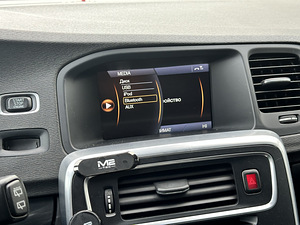 Volvo v60 (5 фото из 8)