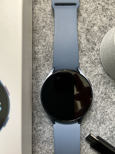Samsung Galaxy Watch 5 44mm LTE Sinine (2 foto / 6)