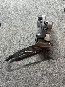 Shimano FD-2303 esivahetaja 3x8 käiku (1 foto / 3)