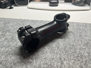 Alumiiniumist jalgratta stem / lenksupikendus 105 mm (1 foto / 3)