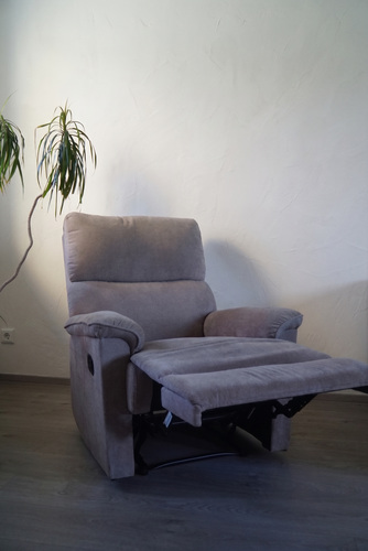 Recliner tugitool